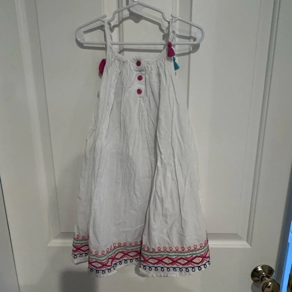 Tommy Bahama adorable white